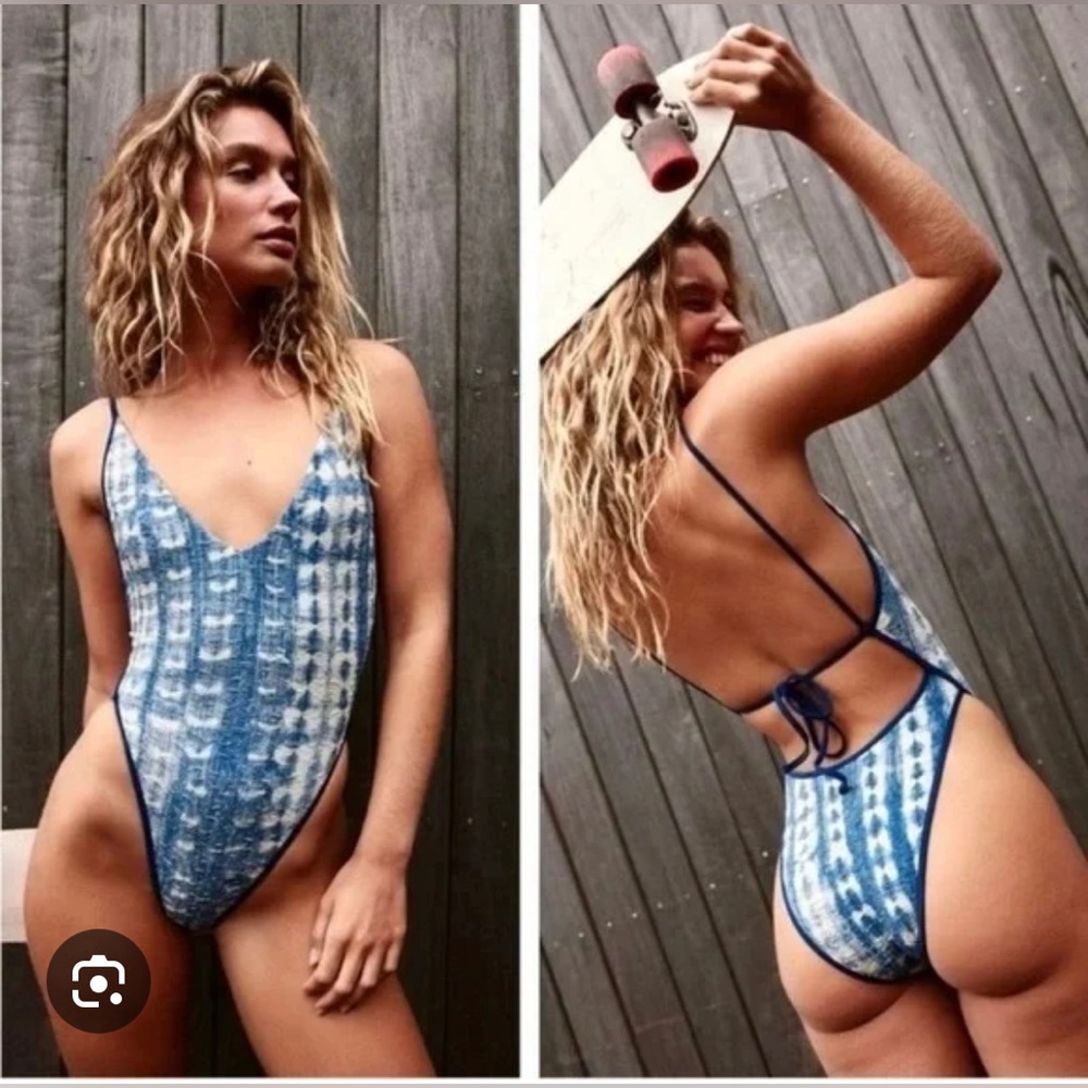 FP Beach/ Free-eat Blue and White Amber One piece